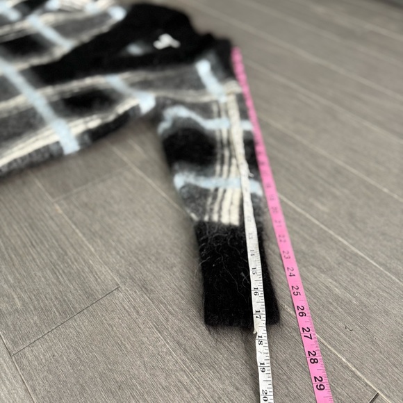 COS Mohair Wool Oversized Plaid Sweater XS V-Neck Slouchy Drop Shoulder Academia - Picture 16 of 16